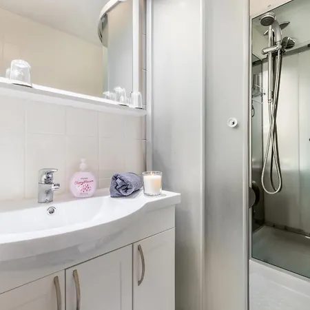 Kataja Hideaway By Hilla アパート